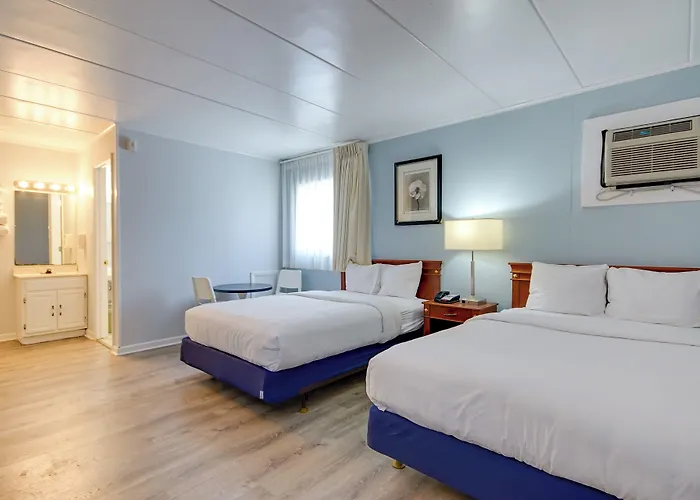 Rideau Oceanfront Inn 2*