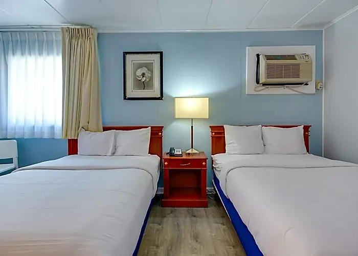Rideau Oceanfront Inn 2*